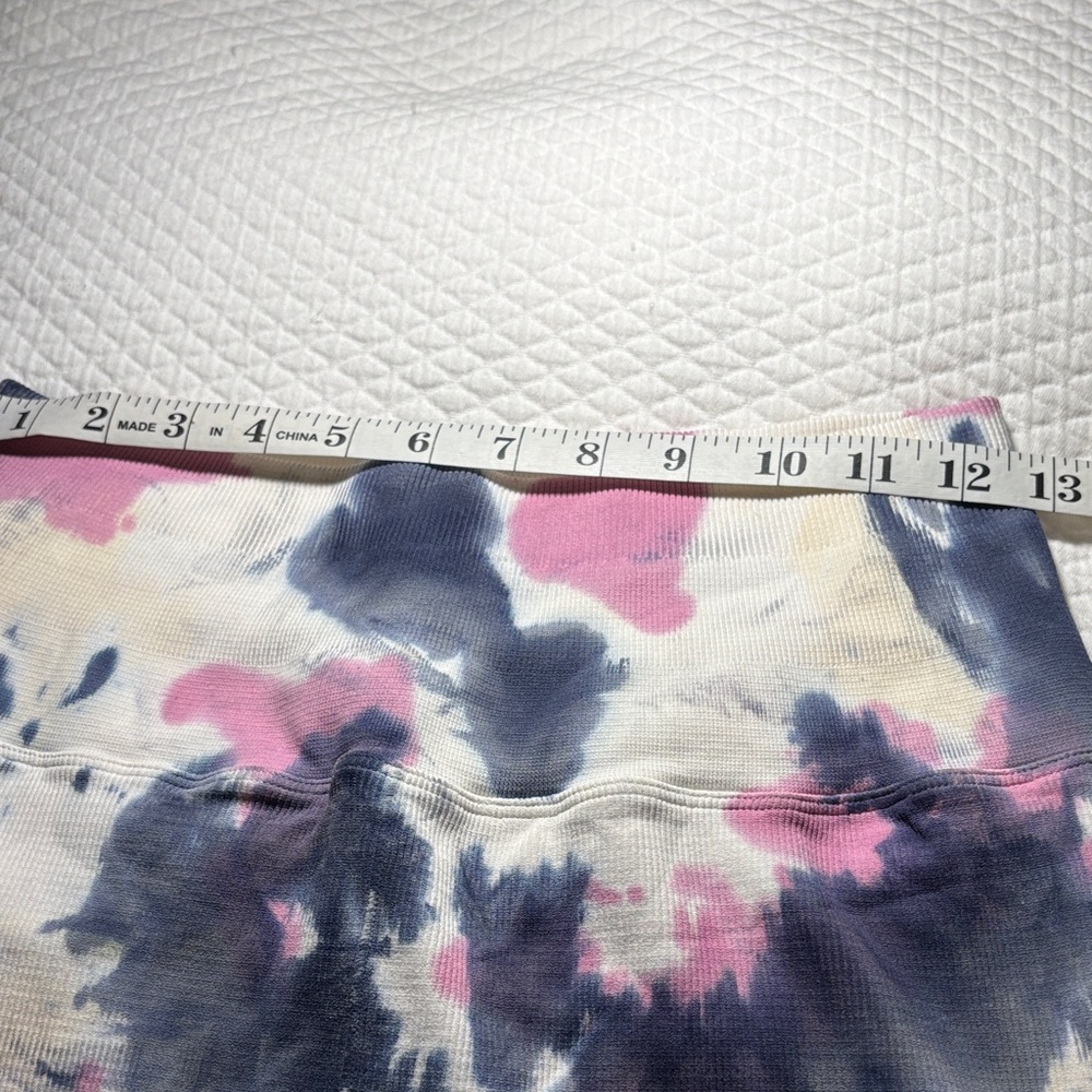 Spiritual Gangster Multicolor Tie-Dye Leggings - Picture 5 of 8